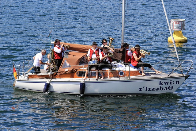 更折射出各 更折射出各